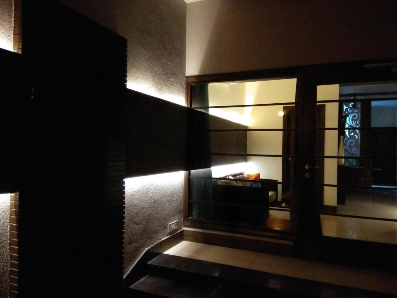 Homestays ルディヤーナー エクステリア 写真